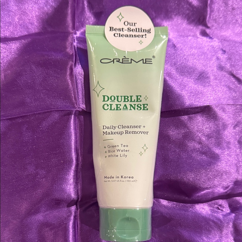 The crème shop Double Cleanse Daily Cleanser-makeup remover